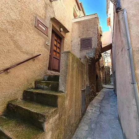 Ammiraglio Giglio Castello